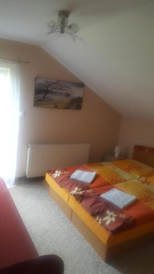 Apartman Zlata Rybka Подгайська Екстер'єр фото