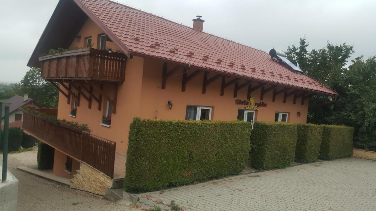 Apartman Zlata Rybka Подгайська Екстер'єр фото
